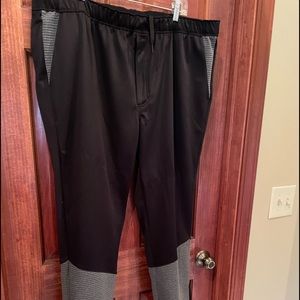 Duluth mens Jogger sweat pants. NWOT